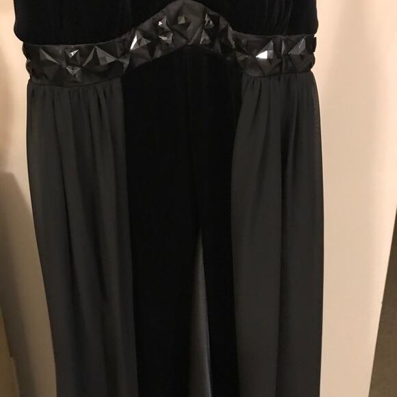 Bethany black formal gown NWT size 6 - Picture 3 of 4